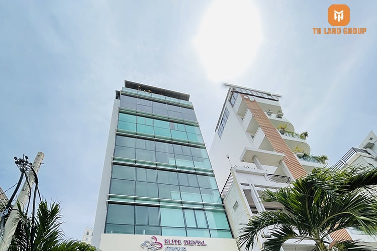 View tổng thể tòa nhà văn phòng cho thuê tại 75 Láng Hạ